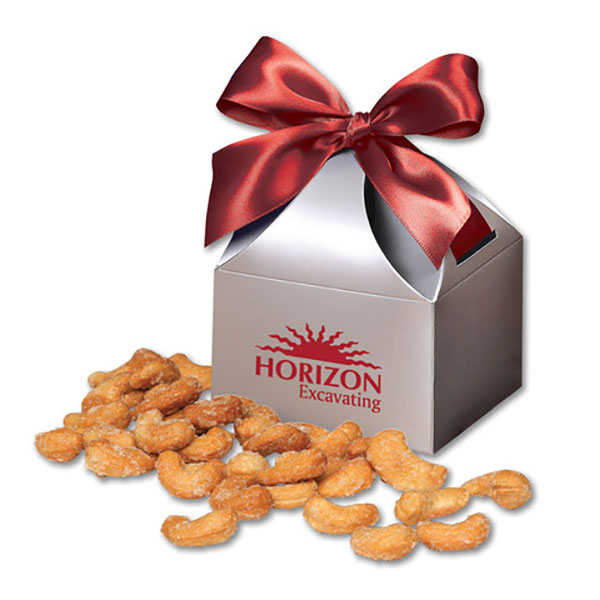 Honey Roasted Cashews Silver/Red